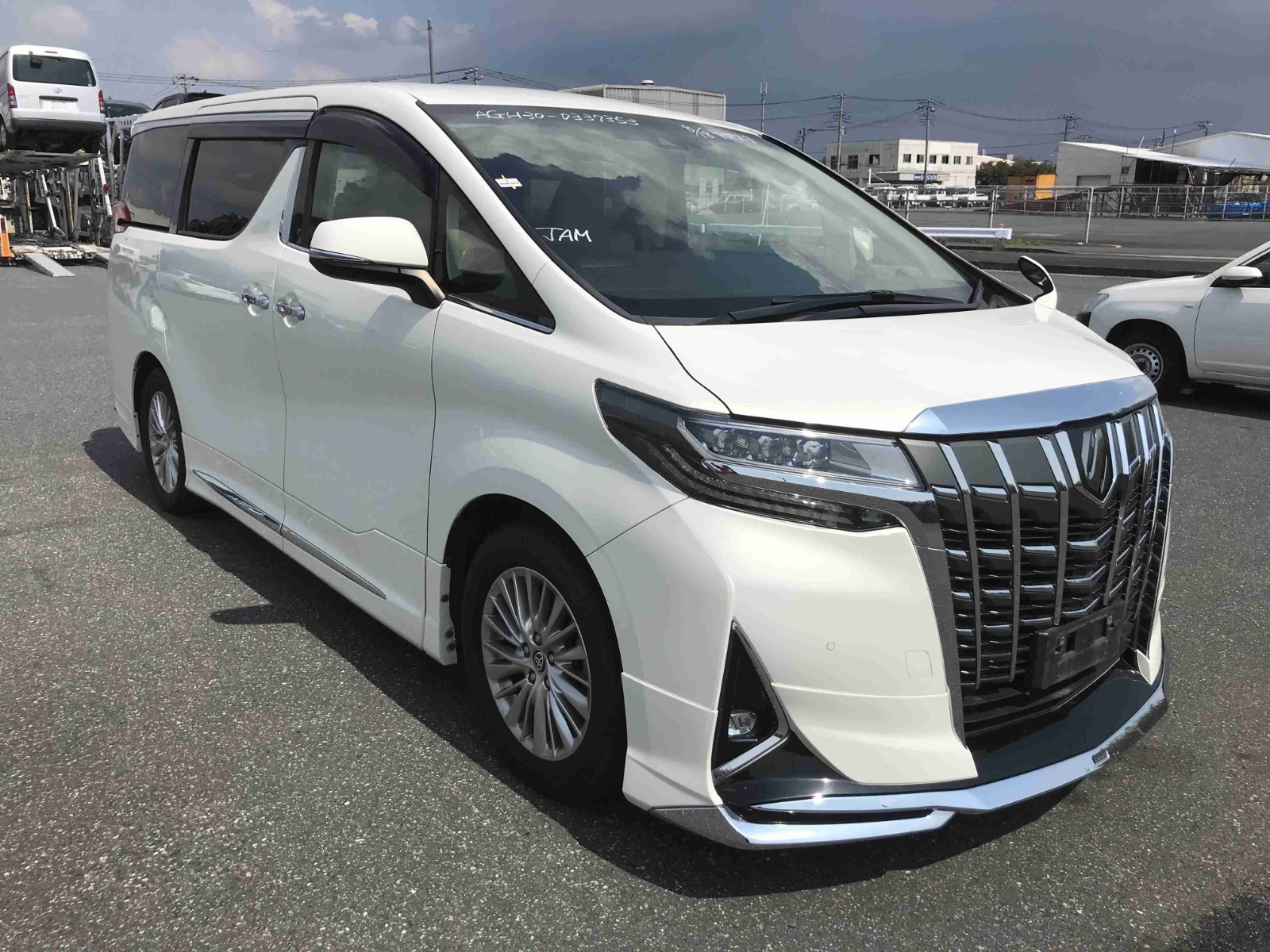TOYOTA ALPHARD