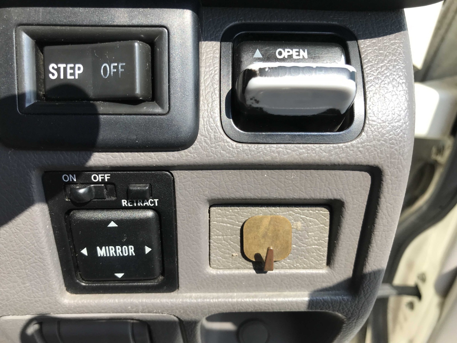 HINO BUS LIESSE II 2D