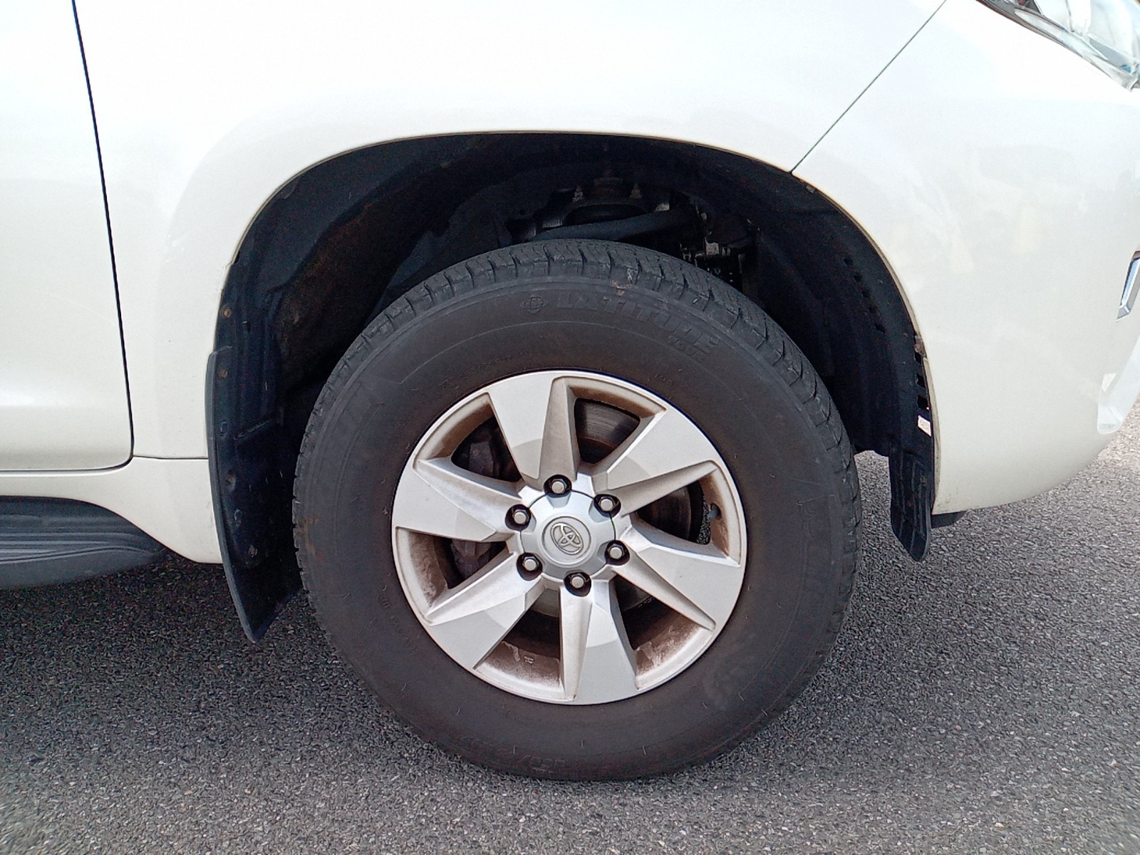 TOYOTA LAND CRUISER PRADO