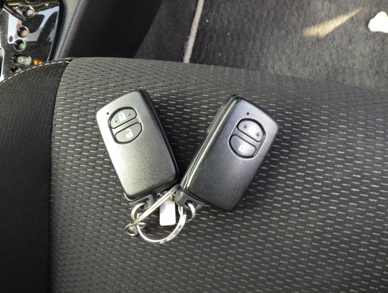 TOYOTA VITZ F SAFETY EDITION III