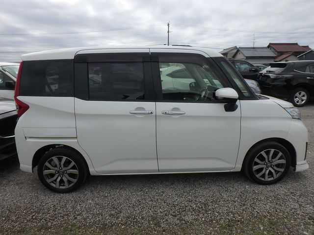 TOYOTA ROOMY CUSTOM G-T