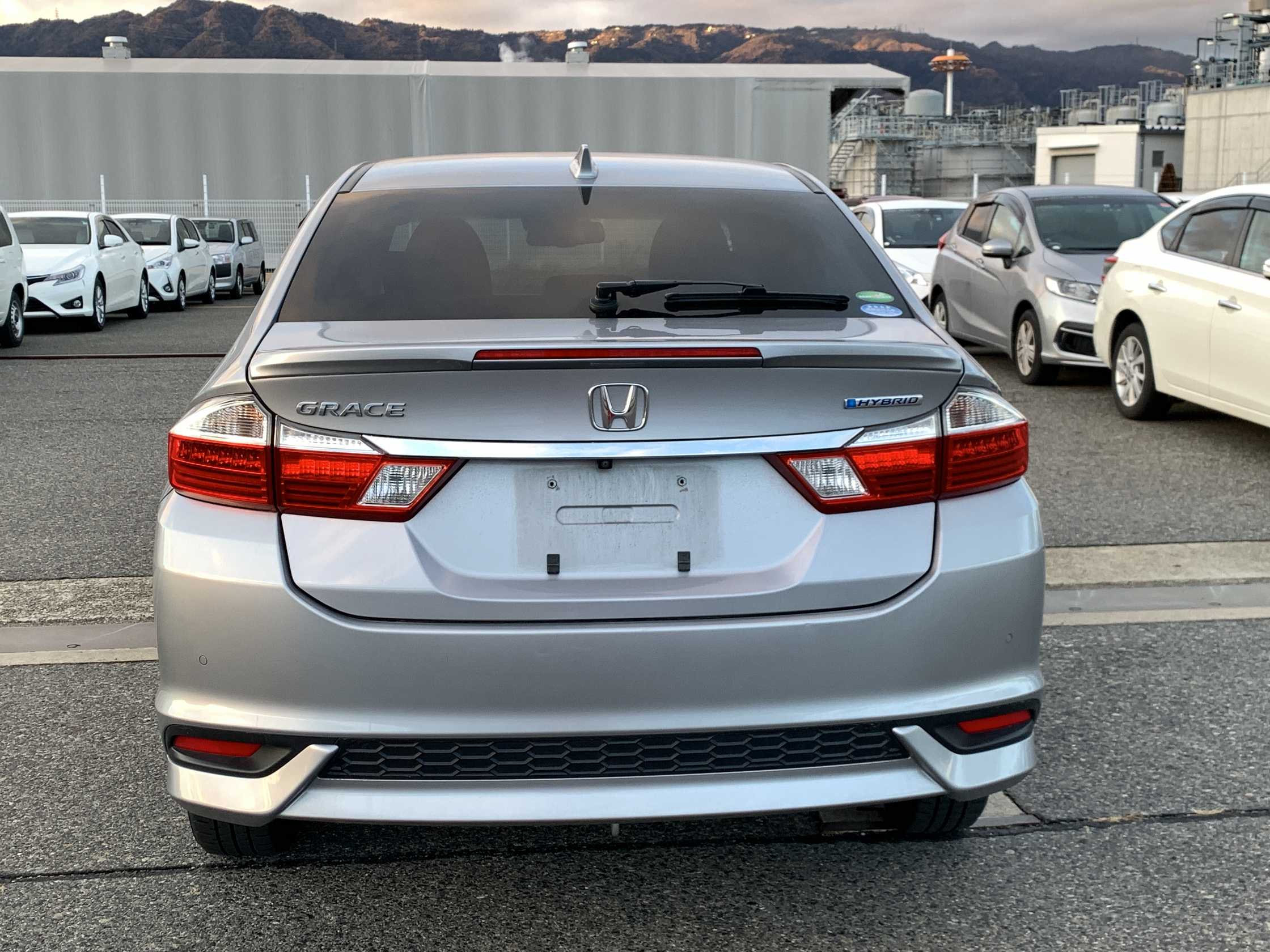 HONDA GRACE HYBRID LX