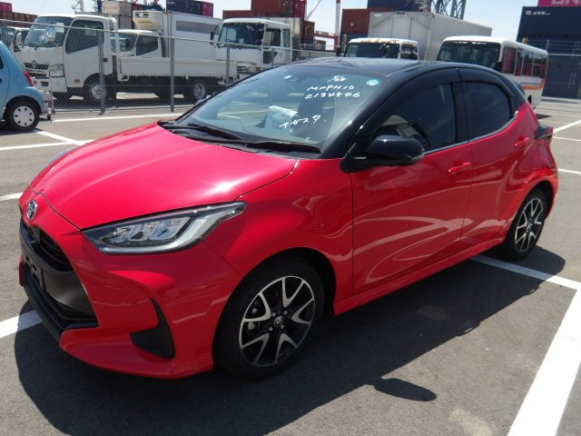 TOYOTA YARIS HYBRID Z