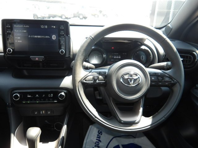 TOYOTA YARIS HYBRID Z