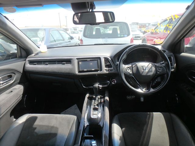 HONDA VEZEL RS. HONDA SENSING