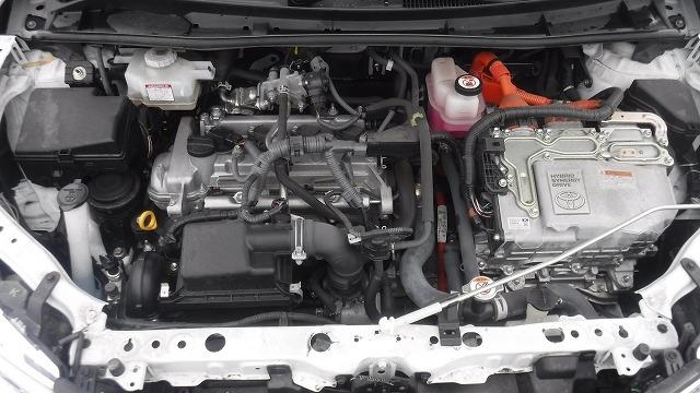 TOYOTA COROLLA AXIO HYBRID