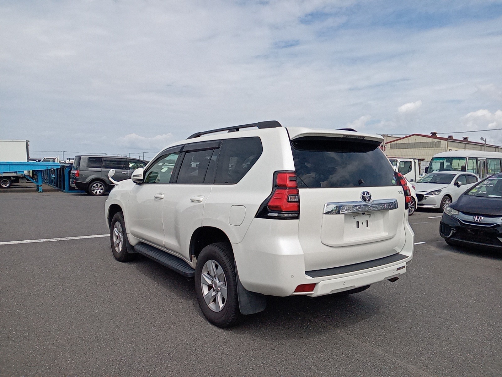 TOYOTA LAND CRUISER PRADO