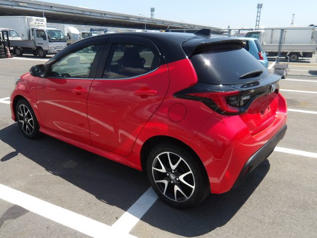 TOYOTA YARIS HYBRID Z