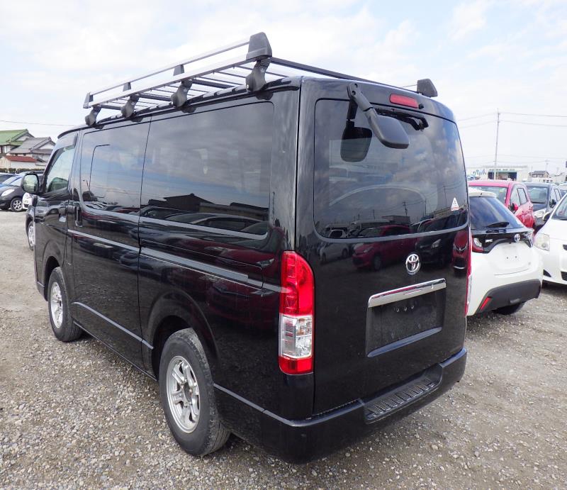 TOYOTA REGIUS VAN LONG DX GL PACKAGE