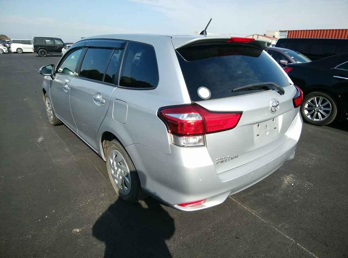Toyota Corolla Fielder 2017
