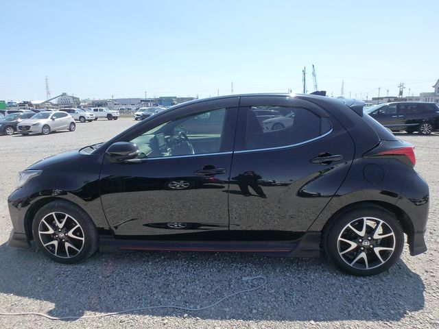 TOYOTA YARIS Z