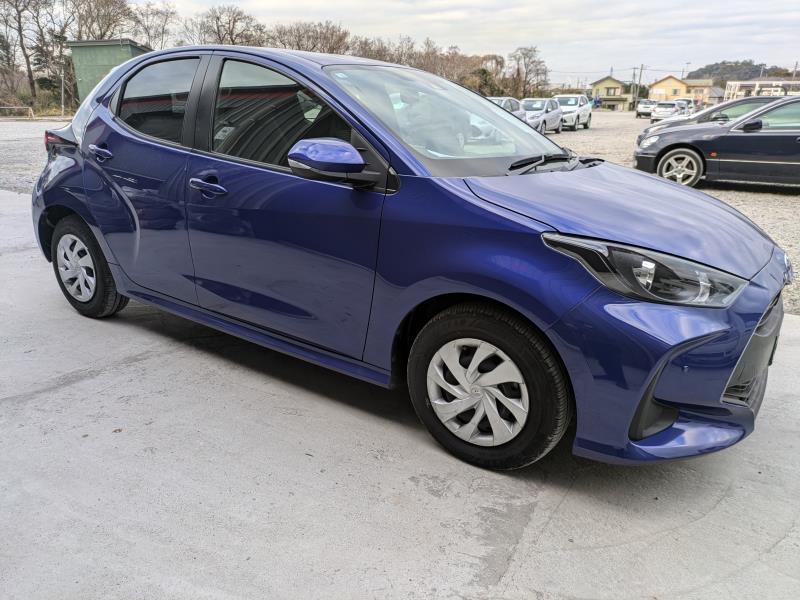 TOYOTA YARIS HYBRID X