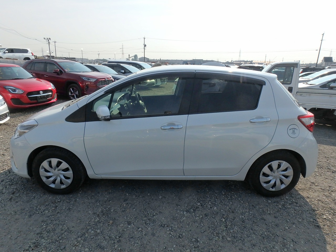 TOYOTA VITZ 5D F SAFETY EDITION 3