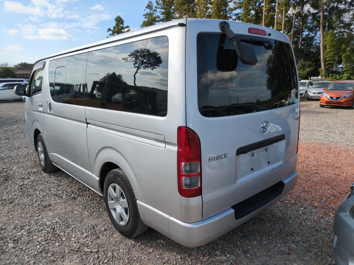 TOYOTA HIACE VAN 5D LONG DX