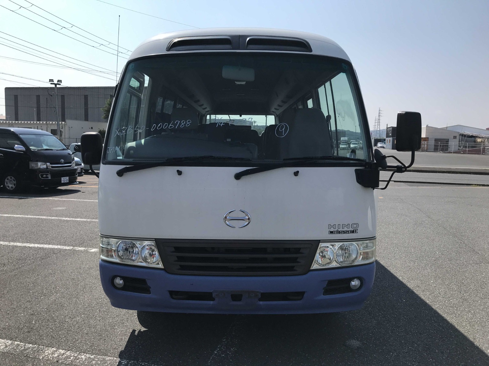 HINO BUS LIESSE II 2D