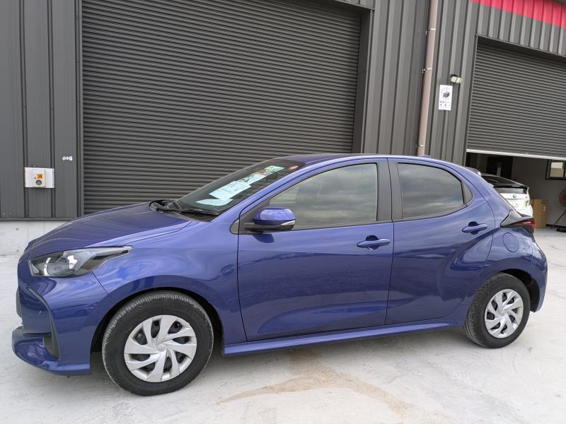 TOYOTA YARIS HYBRID X