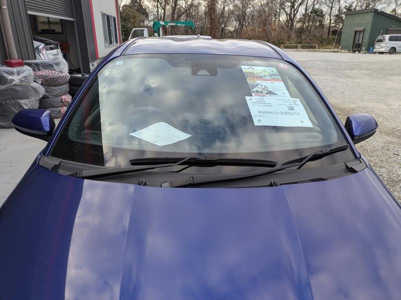 TOYOTA YARIS HYBRID X