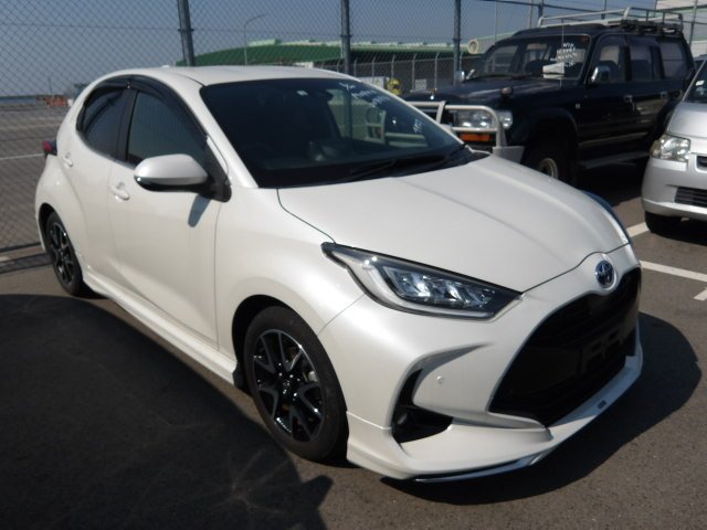 TOYOTA YARIS Z