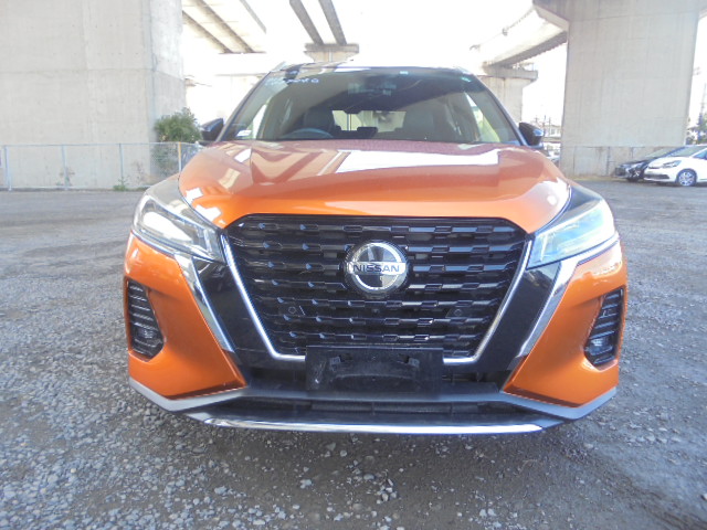 NISSAN KICKS X