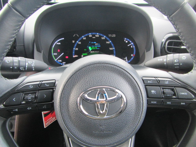 TOYOTA YARIS CROSS HYBRID Z