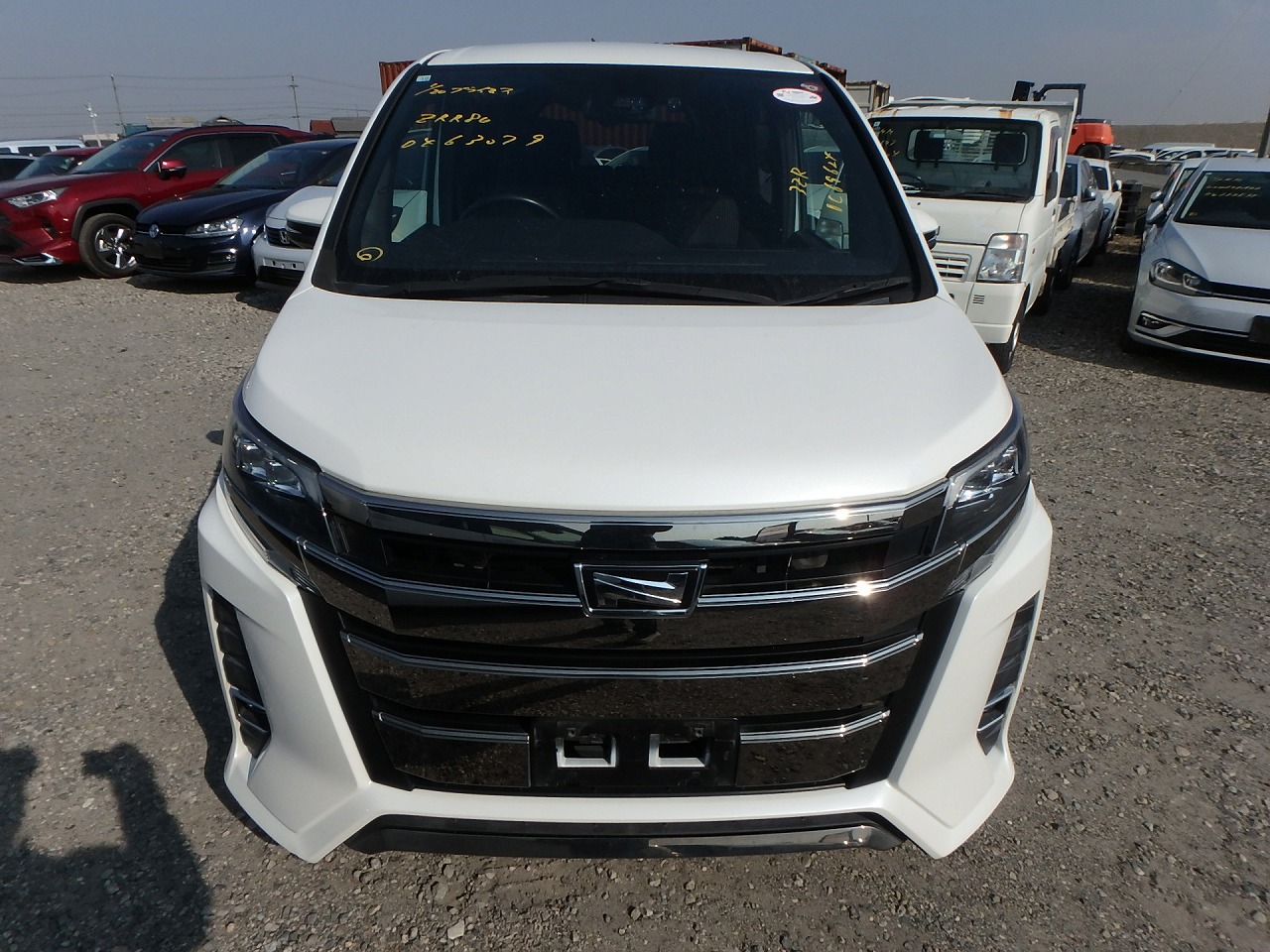 TOYOTA NOAH SI