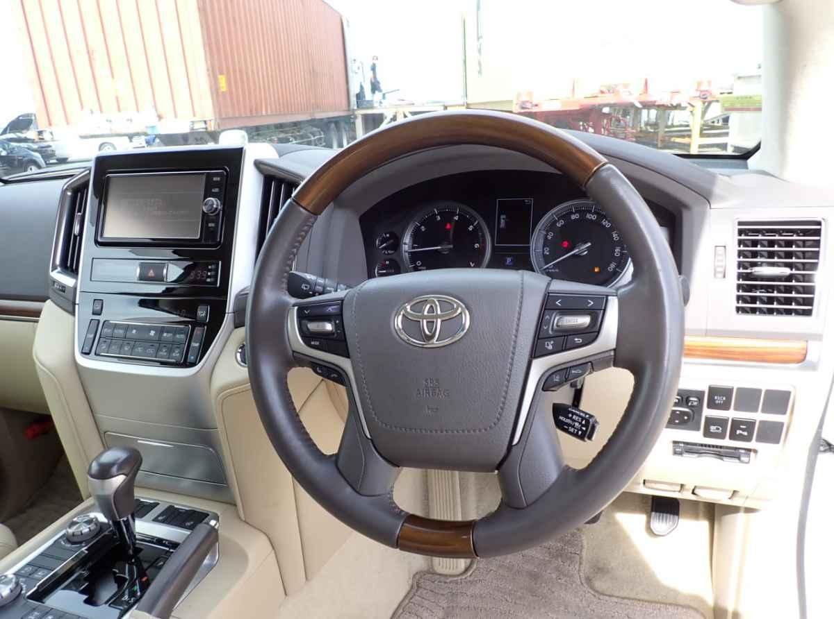 Toyota Land Cruiser 2017
