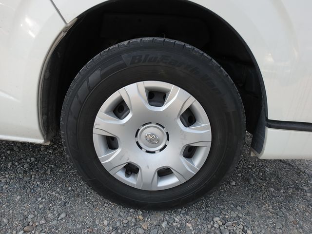 TOYOTA HIACE DX GL PACKAGE