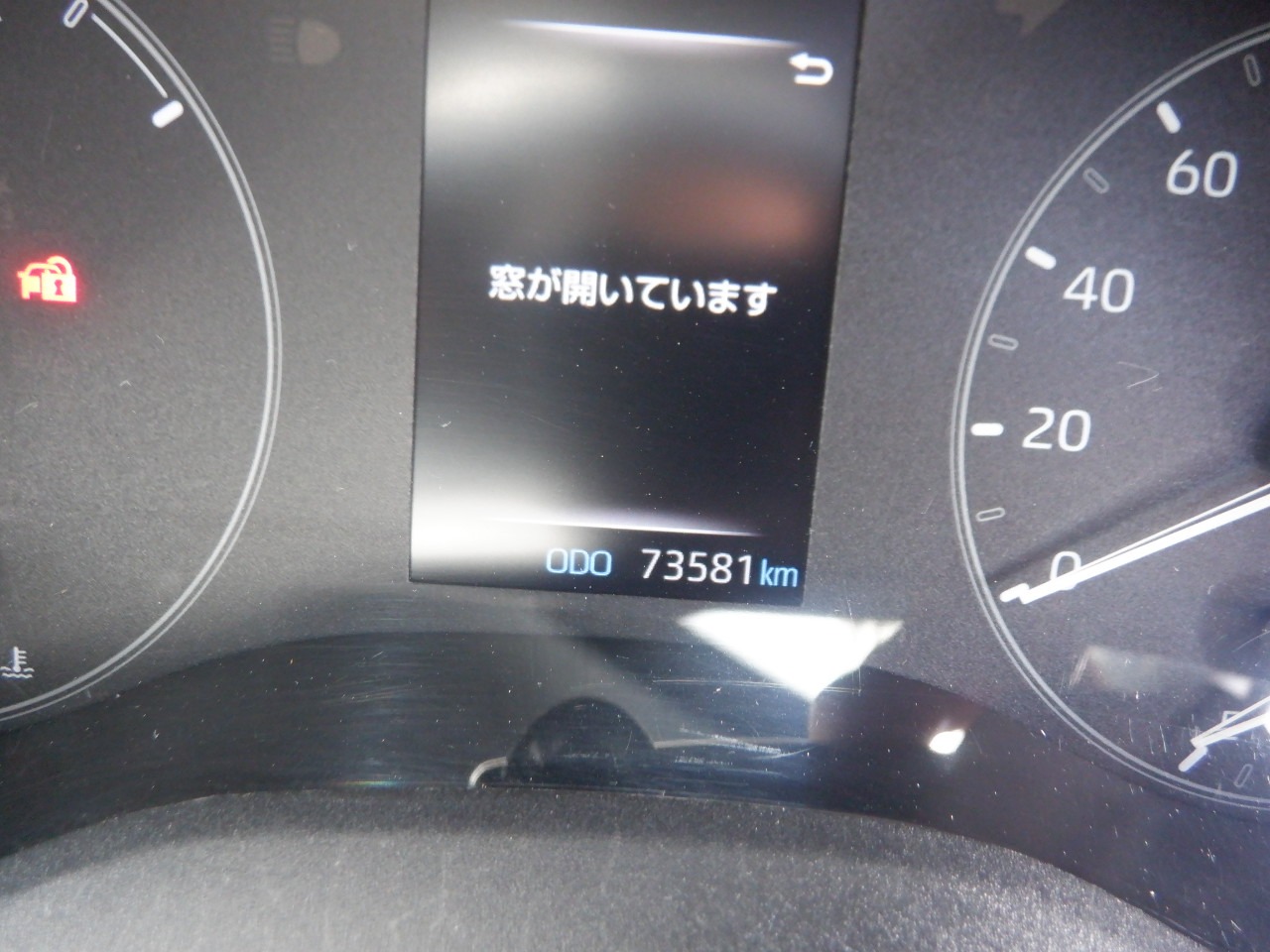 TOYOTA YARIS HYBRID X