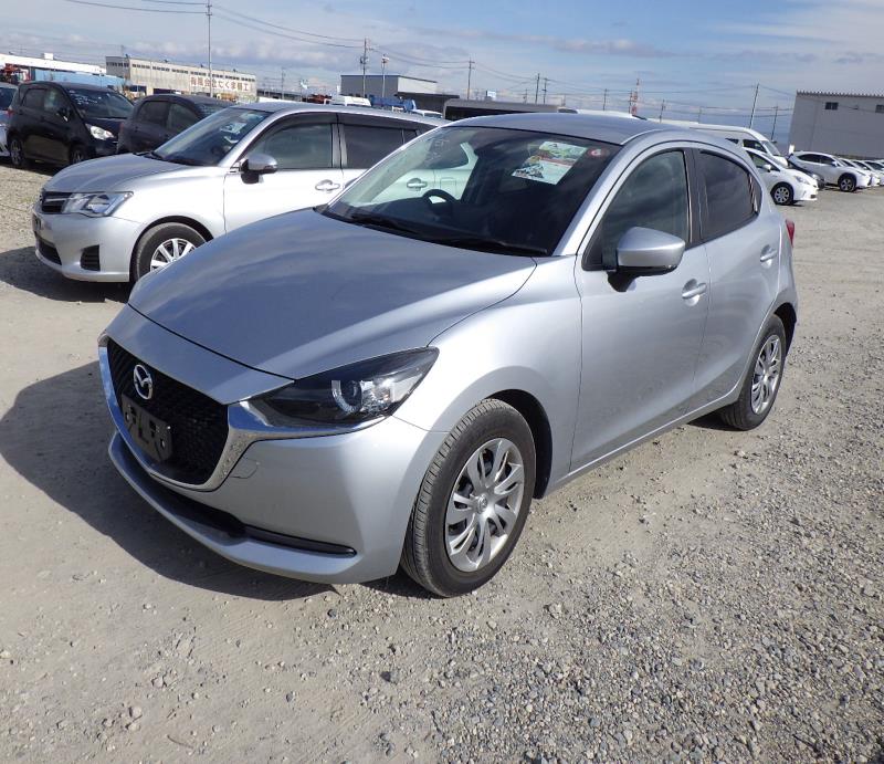 MAZDA 2