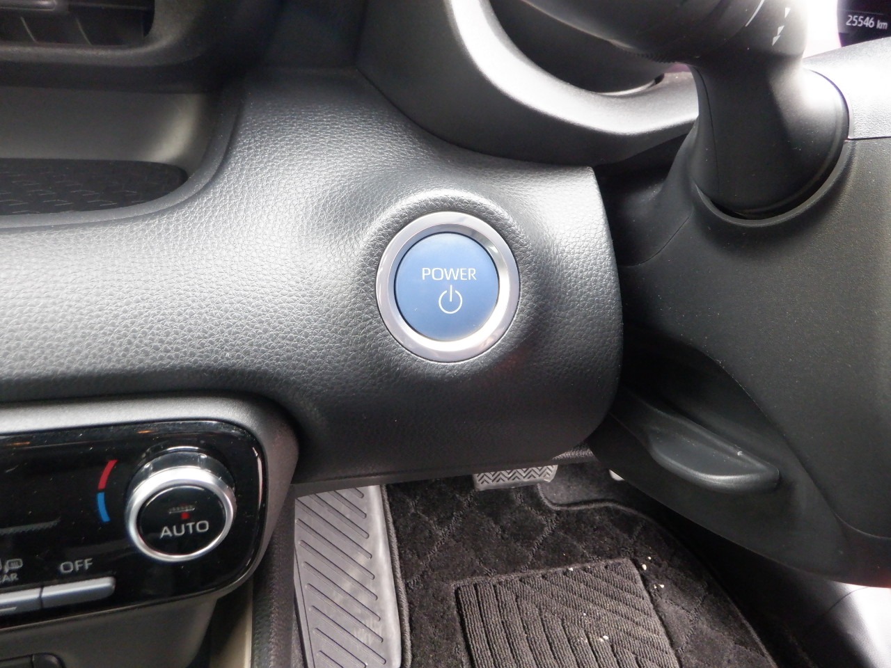 TOYOTA YARIS HYBRID Z