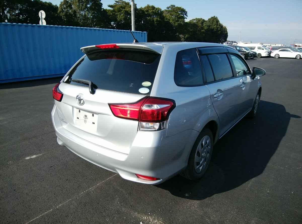 Toyota Corolla Fielder 2017
