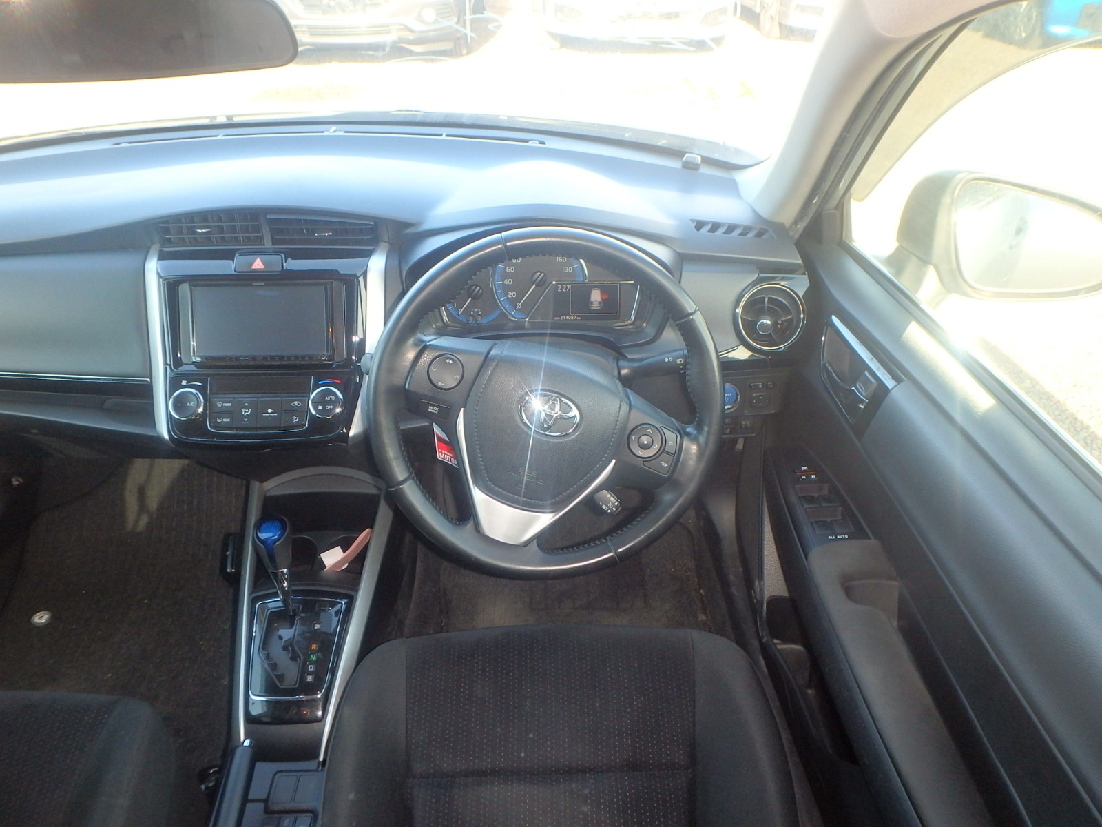 TOYOTA COROLLA FIELDER HYBRID G