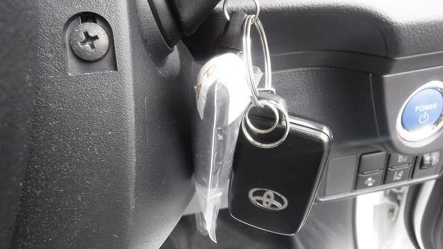 TOYOTA COROLLA AXIO HYBRID