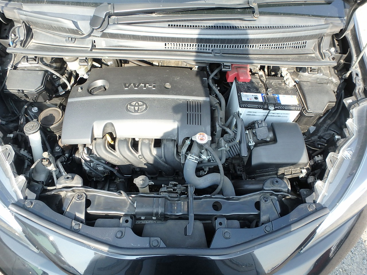 TOYOTA VITZ GR SPORT