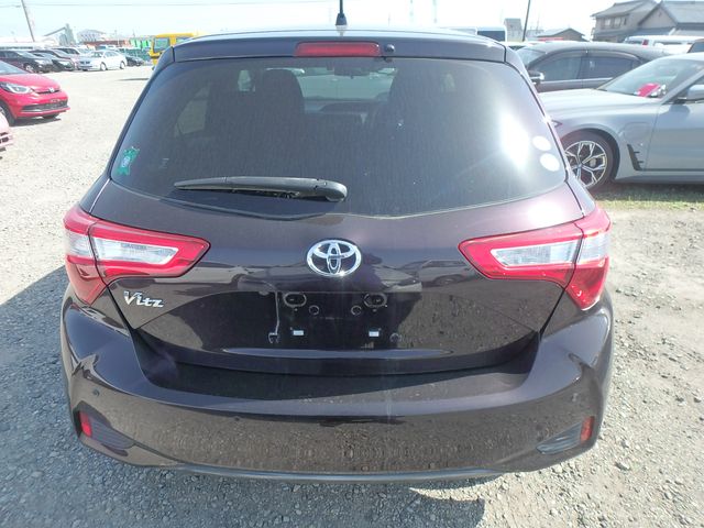 TOYOTA VITZ F SAFETY EDITION III