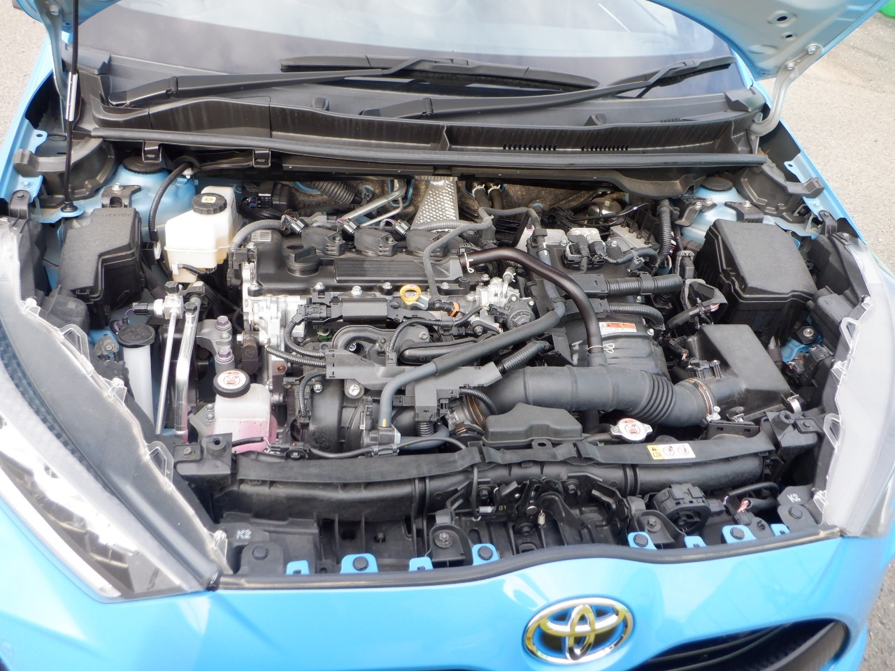 TOYOTA YARIS HYBRID Z