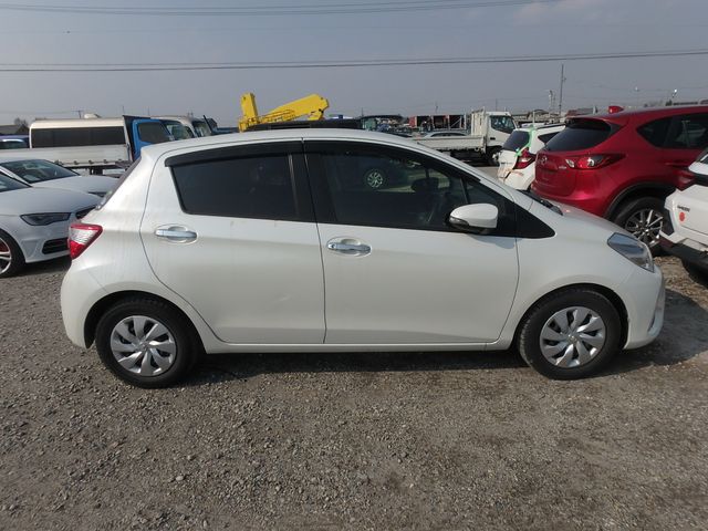 TOYOTA VITZ F SAFETY EDITION