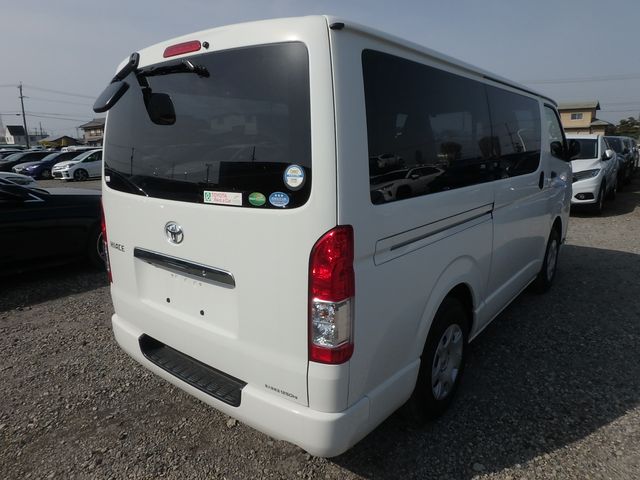 TOYOTA HIACE DX GL PACKAGE