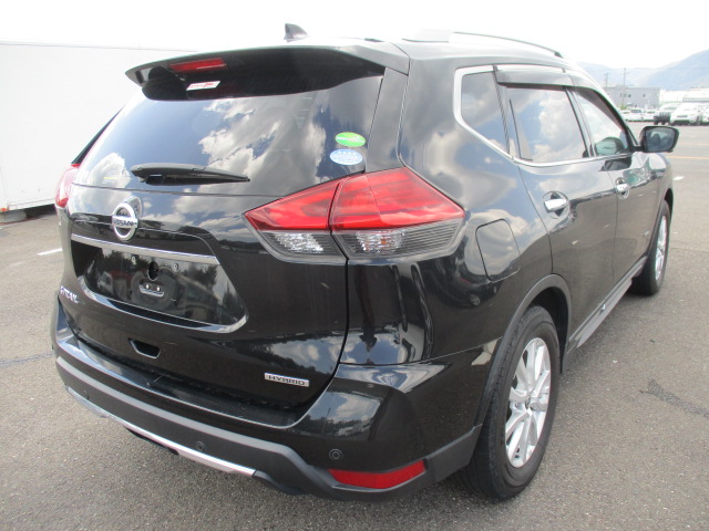 NISSAN  XTRAIL 20XI HYBRID