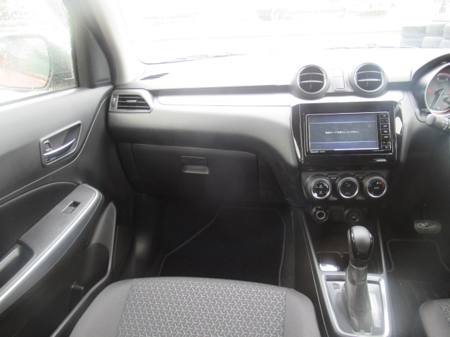 SUZUKI SWIFT 5D HYBRID MG