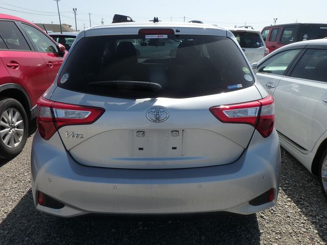 TOYOTA VITZ F SAFETY EDITION III