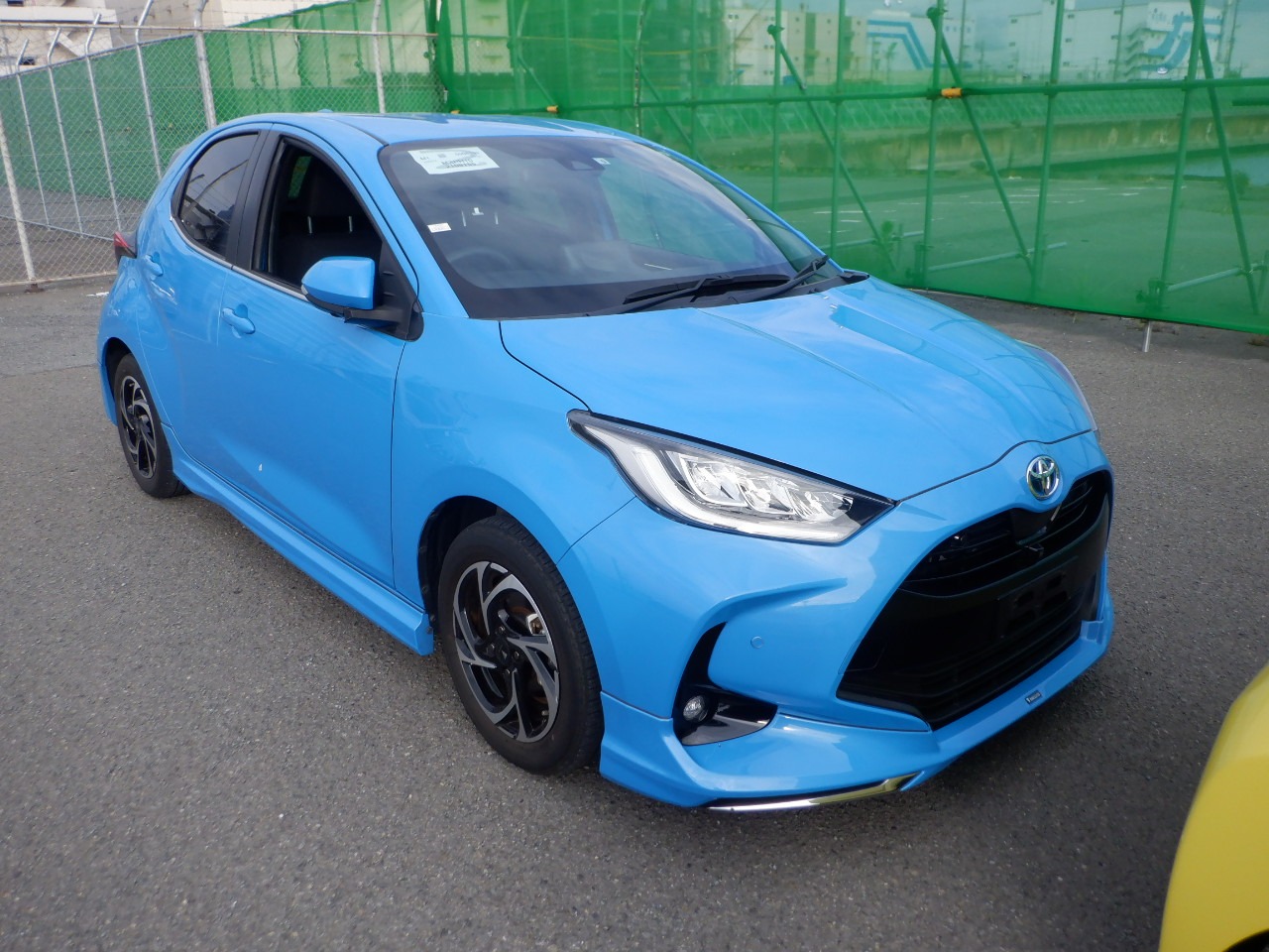 TOYOTA YARIS HYBRID Z