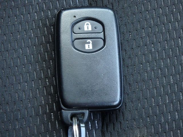 TOYOTA VITZ F SAFETY EDITION III