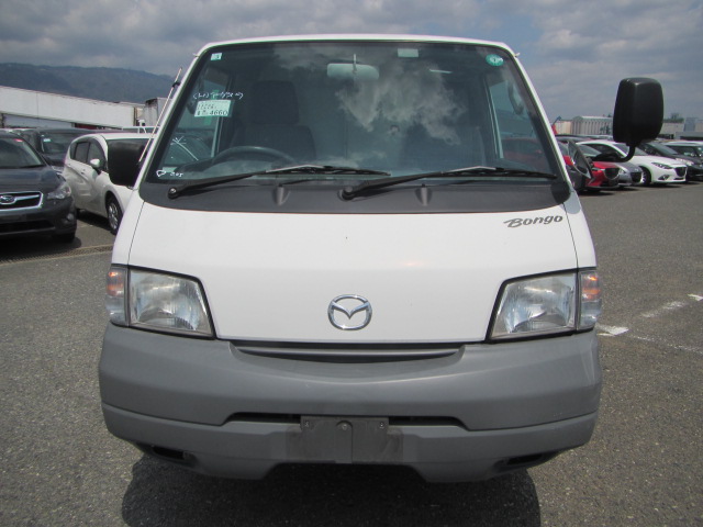 MAZDA BONGO VAN