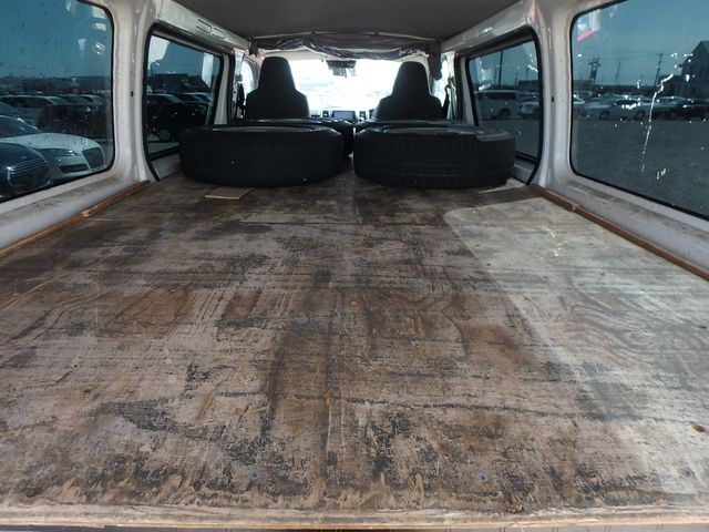 TOYOTA HIACE LONG DX