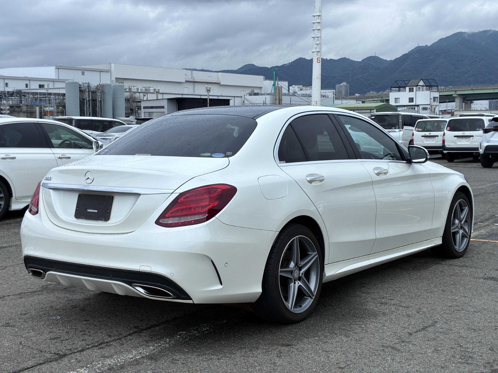 MERCEDES BENZ C-CLASS 4D C200 AVANTGARDE AMG LINE
