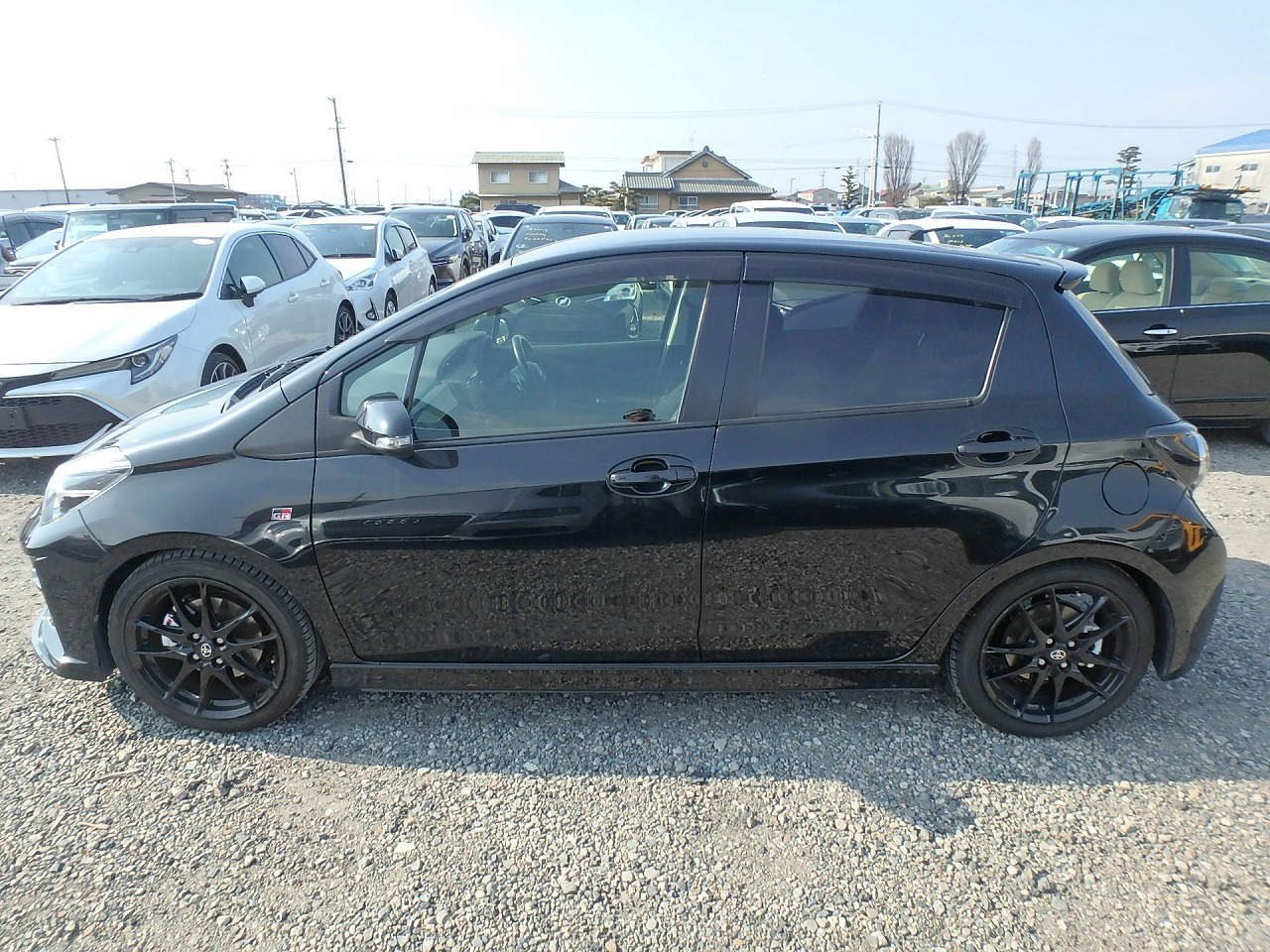 TOYOTA VITZ GR SPORT
