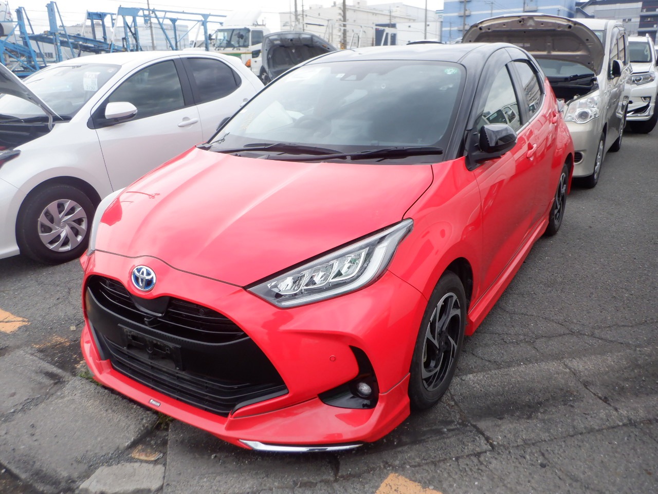 TOYOTA YARIS HYBRID Z